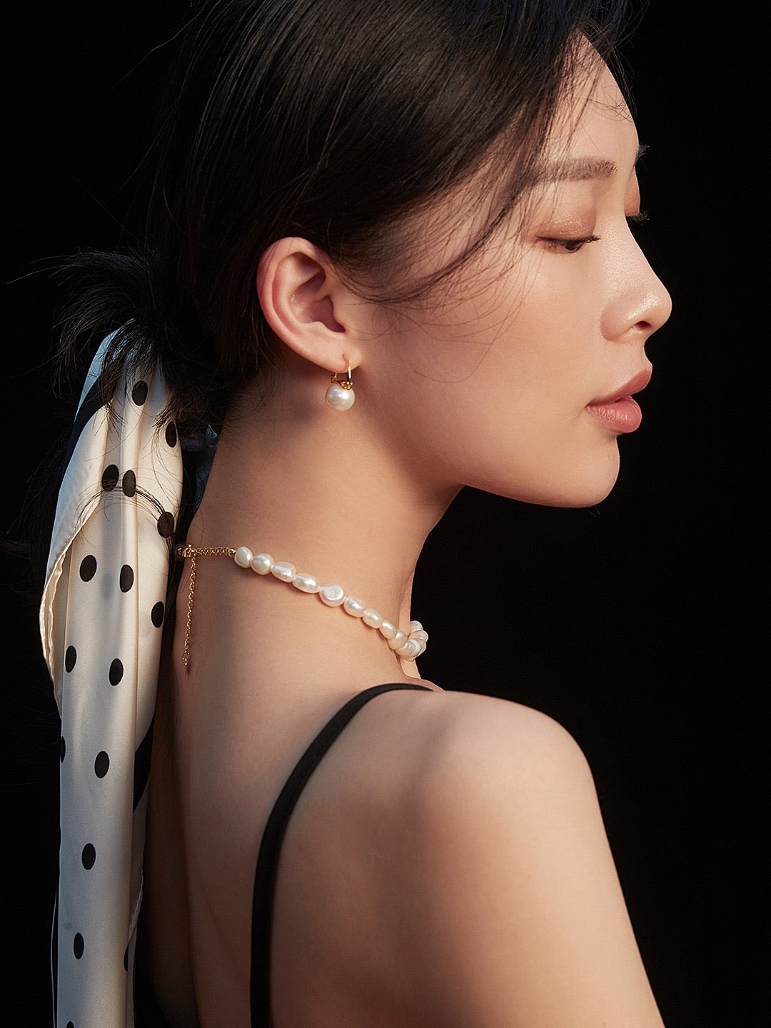 Baroque pearl necklaces