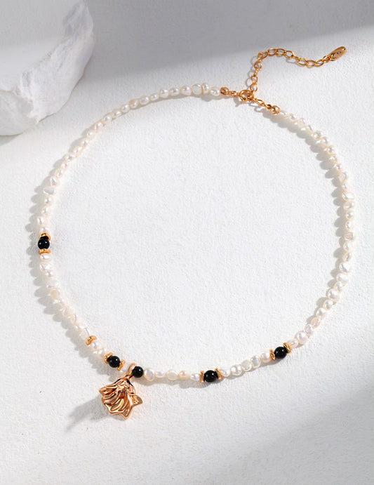 Classic French Flower Pearl Necklace